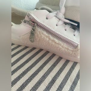 Vintage Havanas with fur and zipper